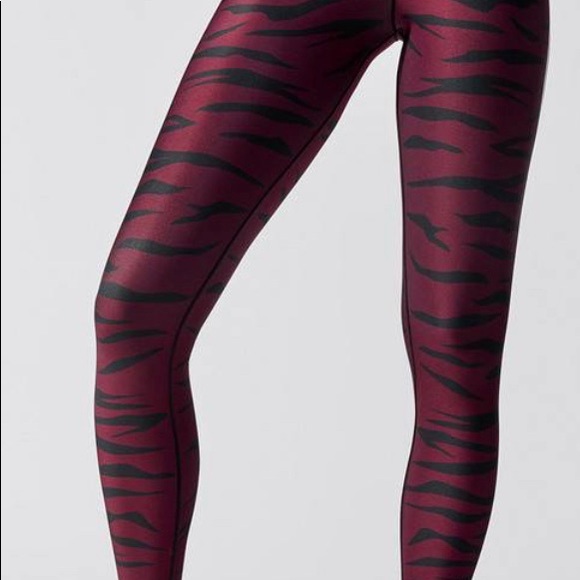 Ultracor Tiger Leggings. - Picture 4 of 5